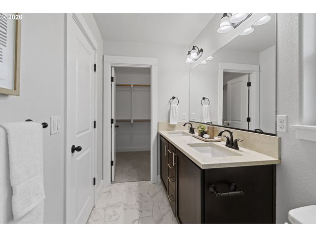 7473 Ne Fremont St, Portland, OR 97213