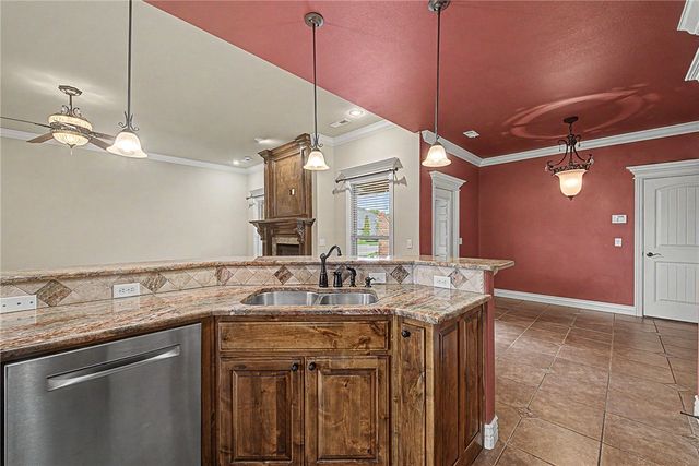 7162 Crisler Court, Springdale, AR 72762