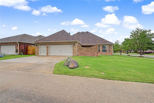 7162 Crisler Court, Springdale, AR 72762