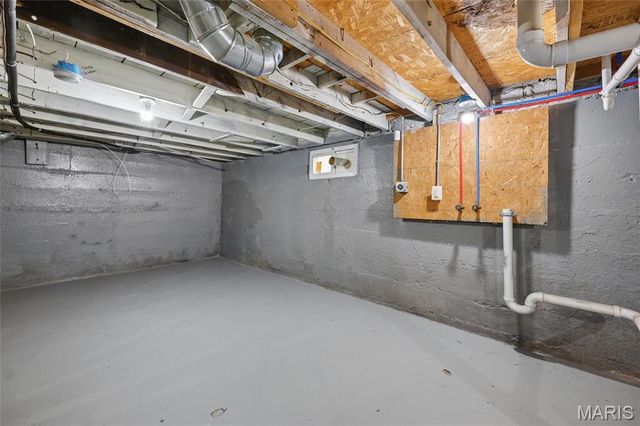 3807 Manola Avenue, Pine Lawn, MO 63121