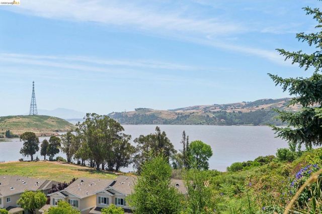 154 Camino Del Sol, Vallejo, CA 94591