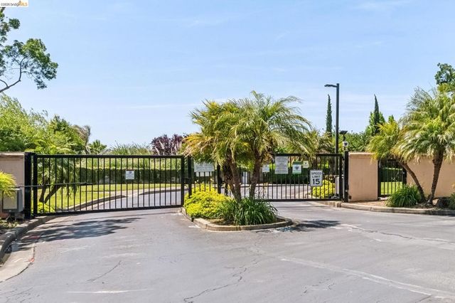 154 Camino Del Sol, Vallejo, CA 94591
