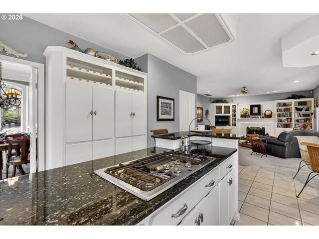 9085 Sw 180TH Pl, Beaverton, OR 97007