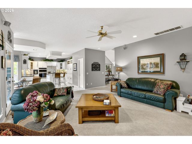 9085 Sw 180TH Pl, Beaverton, OR 97007