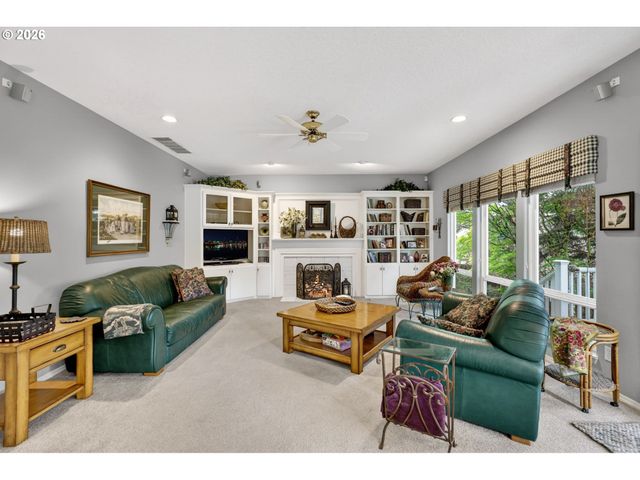 9085 Sw 180TH Pl, Beaverton, OR 97007