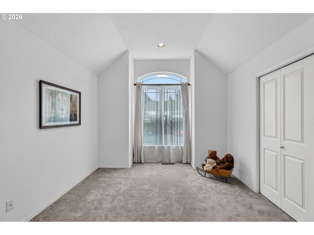 9085 Sw 180TH Pl, Beaverton, OR 97007