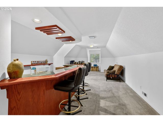 9085 Sw 180TH Pl, Beaverton, OR 97007