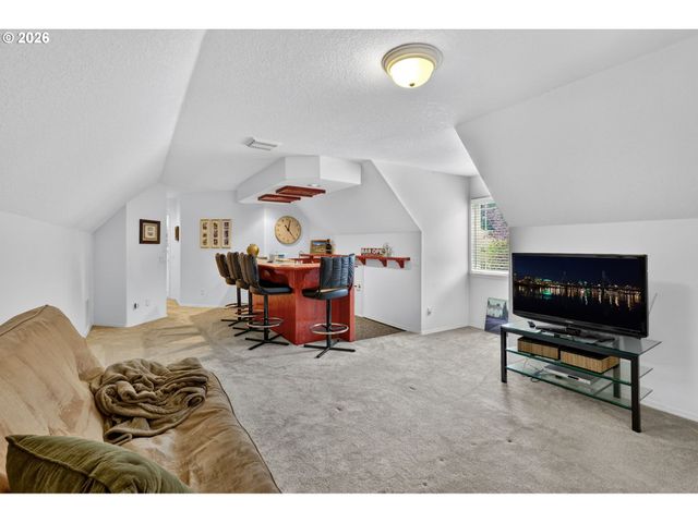 9085 Sw 180TH Pl, Beaverton, OR 97007