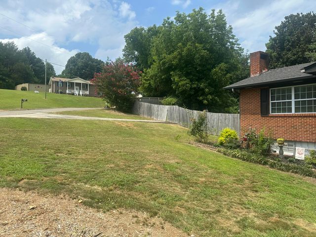 25 Talley Lane, Rossville, GA 30741