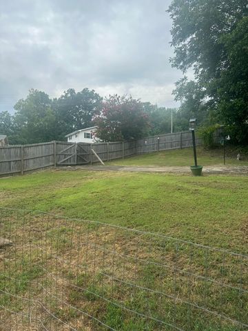 25 Talley Lane, Rossville, GA 30741