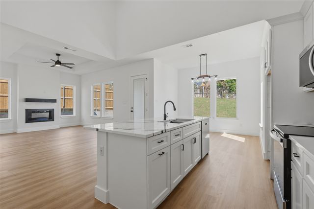6030 Plum Dale Road, Dallas, TX 75241