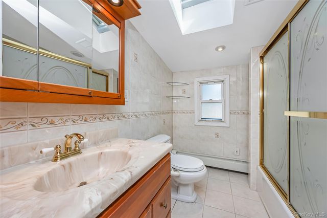 525 Beech Street, North Babylon, NY 11703