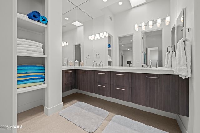 6931 E BRONCO Drive, Paradise Valley, AZ 85253