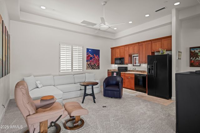 6931 E BRONCO Drive, Paradise Valley, AZ 85253