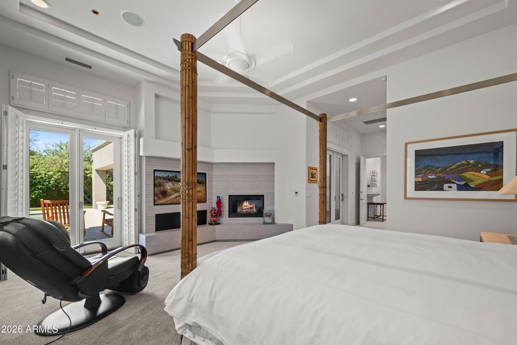 Image 37 of property listing at 6931 E BRONCO Drive, Paradise Valley, AZ 85253