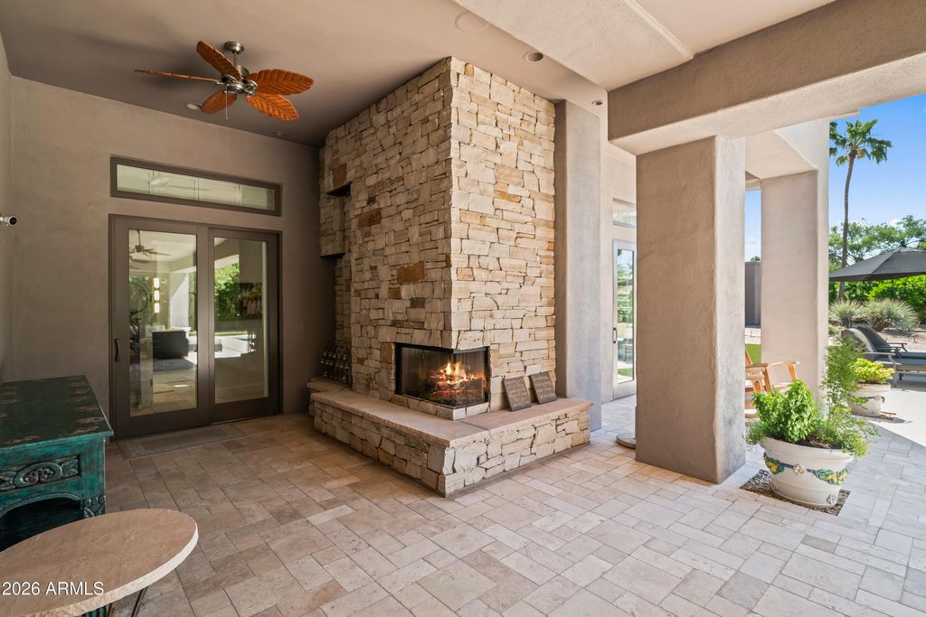 Image 38 of property listing at 6931 E BRONCO Drive, Paradise Valley, AZ 85253