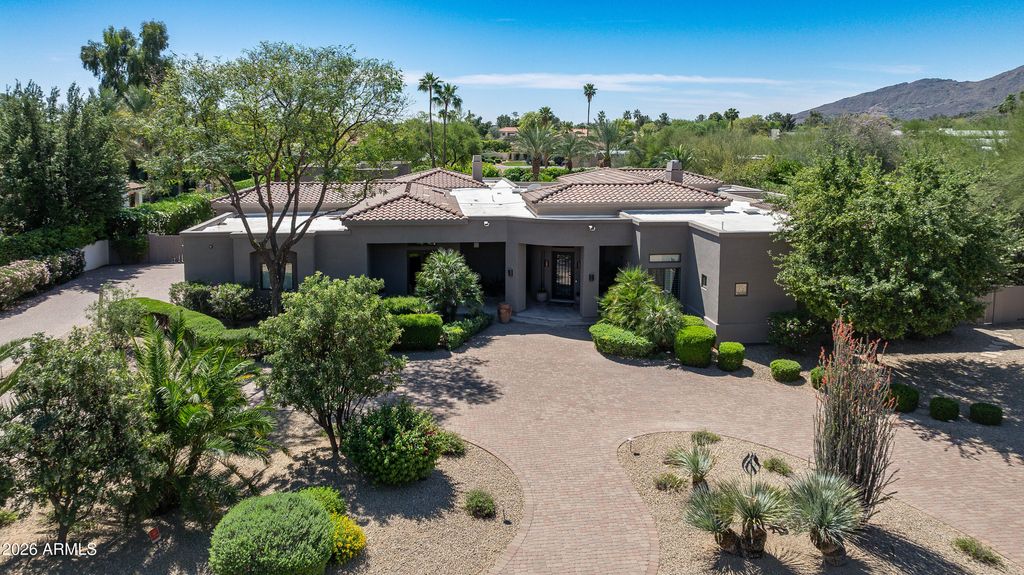 Image 68 of property listing at 6931 E BRONCO Drive, Paradise Valley, AZ 85253