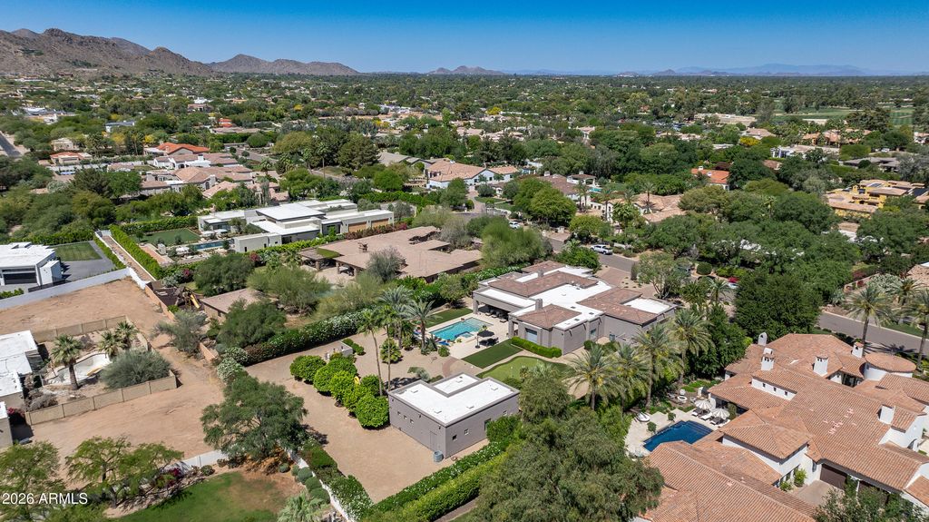 Image 73 of property listing at 6931 E BRONCO Drive, Paradise Valley, AZ 85253