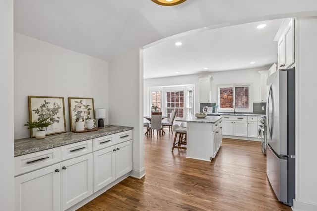 4111 Legend Hall Dr, Nashville, TN 37215