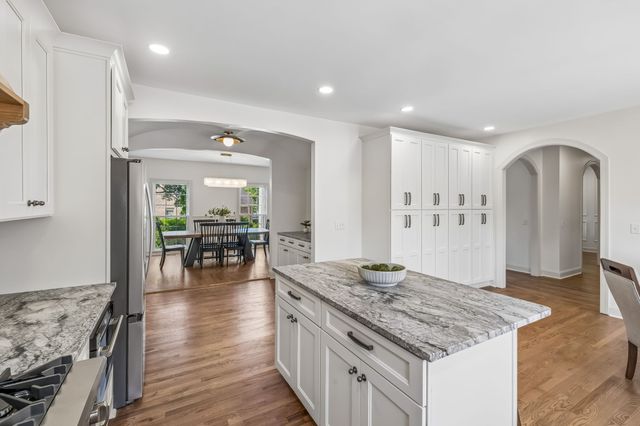 4111 Legend Hall Dr, Nashville, TN 37215