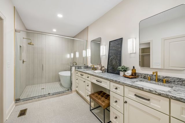 4111 Legend Hall Dr, Nashville, TN 37215