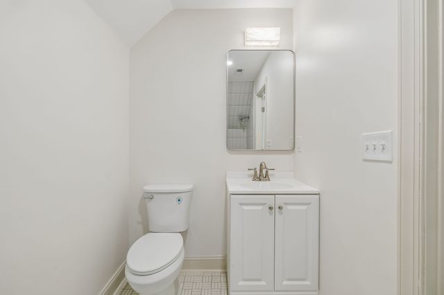 4111 Legend Hall Dr, Nashville, TN 37215