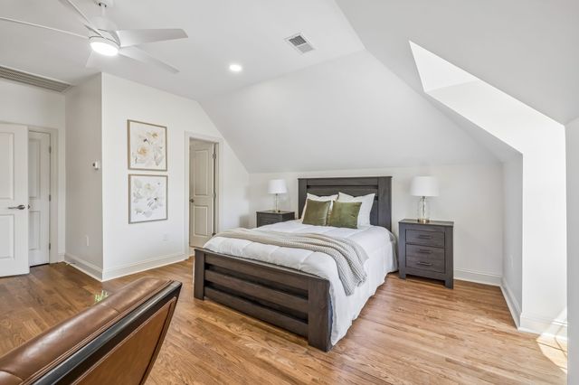 4111 Legend Hall Dr, Nashville, TN 37215