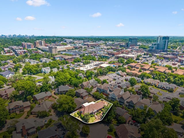4111 Legend Hall Dr, Nashville, TN 37215