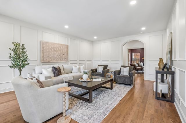 4111 Legend Hall Dr, Nashville, TN 37215