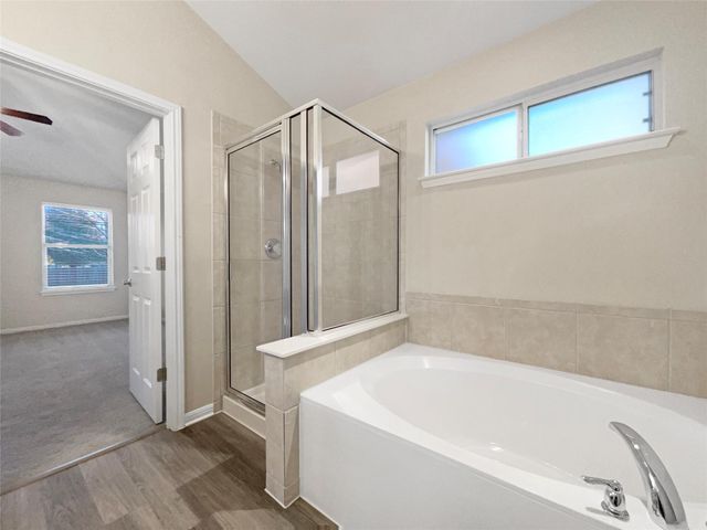 561 Bayou Bend DR, Buda, TX 78610