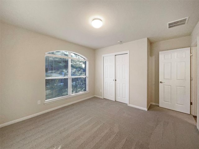 561 Bayou Bend DR, Buda, TX 78610