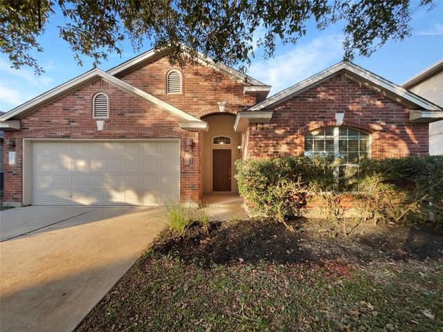 561 Bayou Bend DR, Buda, TX 78610