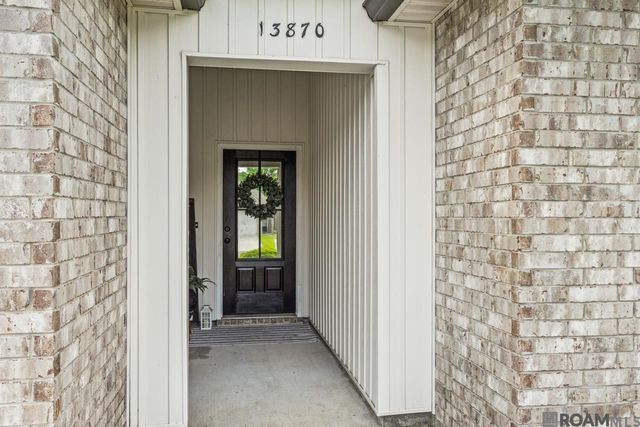 13870 Colt Dr, Denham Springs, LA 70726