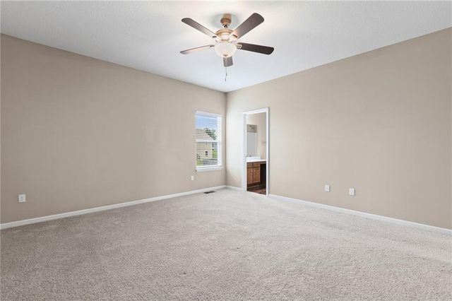 26186 W 141st Court, Olathe, KS 66061