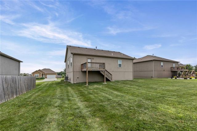 26186 W 141st Court, Olathe, KS 66061