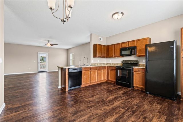 26186 W 141st Court, Olathe, KS 66061