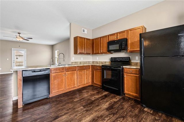 26186 W 141st Court, Olathe, KS 66061