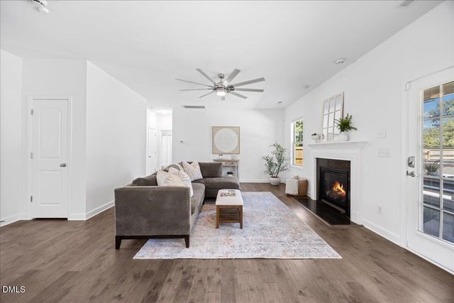 57 Seashore Point, Clayton, NC 27520