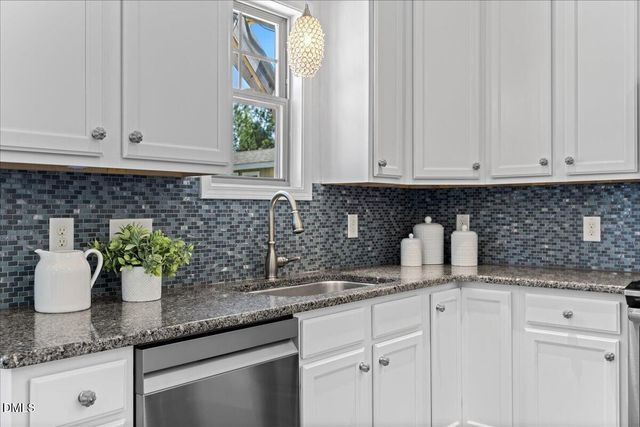 57 Seashore Point, Clayton, NC 27520