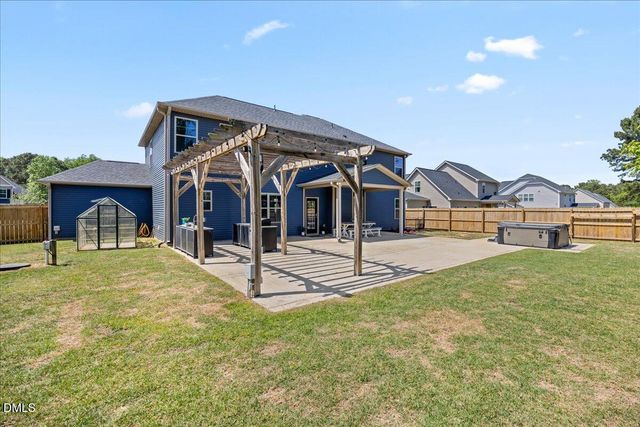 57 Seashore Point, Clayton, NC 27520