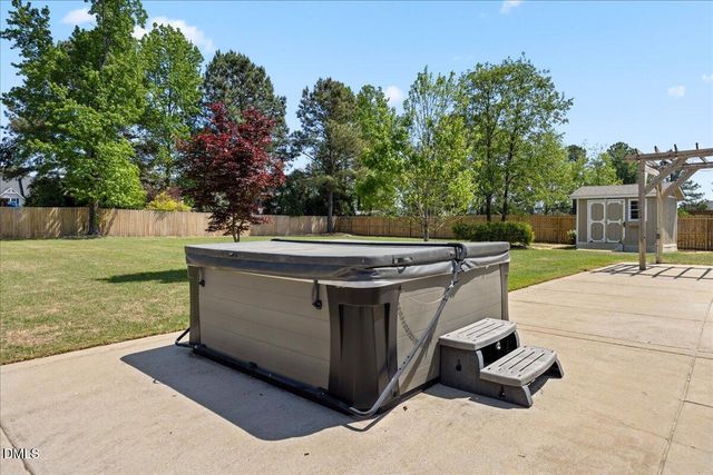 57 Seashore Point, Clayton, NC 27520