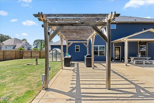 57 Seashore Point, Clayton, NC 27520