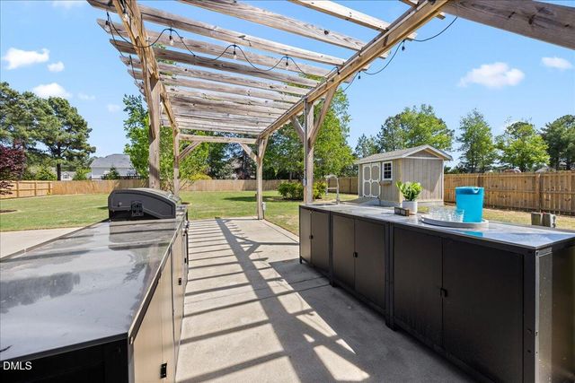 57 Seashore Point, Clayton, NC 27520