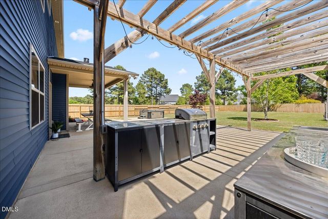 57 Seashore Point, Clayton, NC 27520