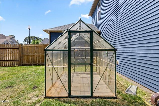 57 Seashore Point, Clayton, NC 27520