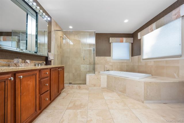 1680 Lake Avenue, Merrick, NY 11566