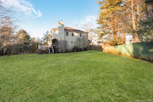 1680 Lake Avenue, Merrick, NY 11566