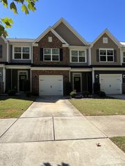 6814 Harris Bay Road, Charlotte, NC 28269