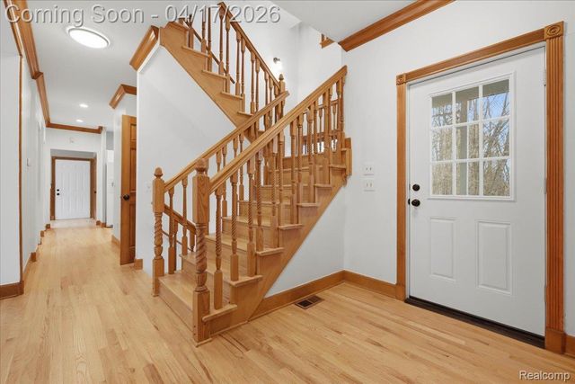 2222 S Hickory Ridge Trail, Milford Charter Township, MI 48380