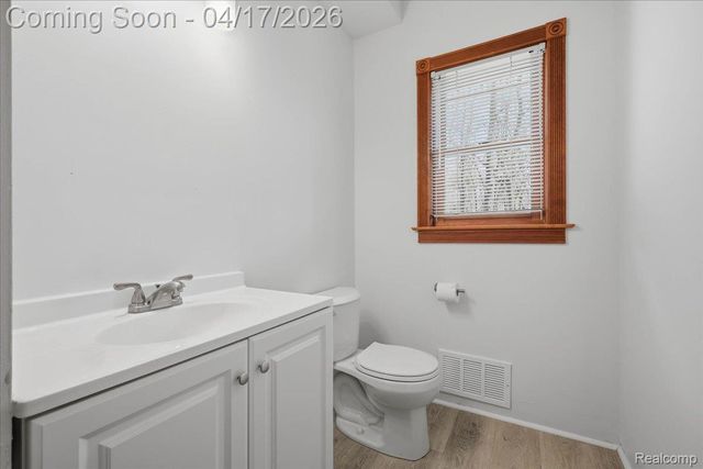 2222 S Hickory Ridge Trail, Milford Charter Township, MI 48380